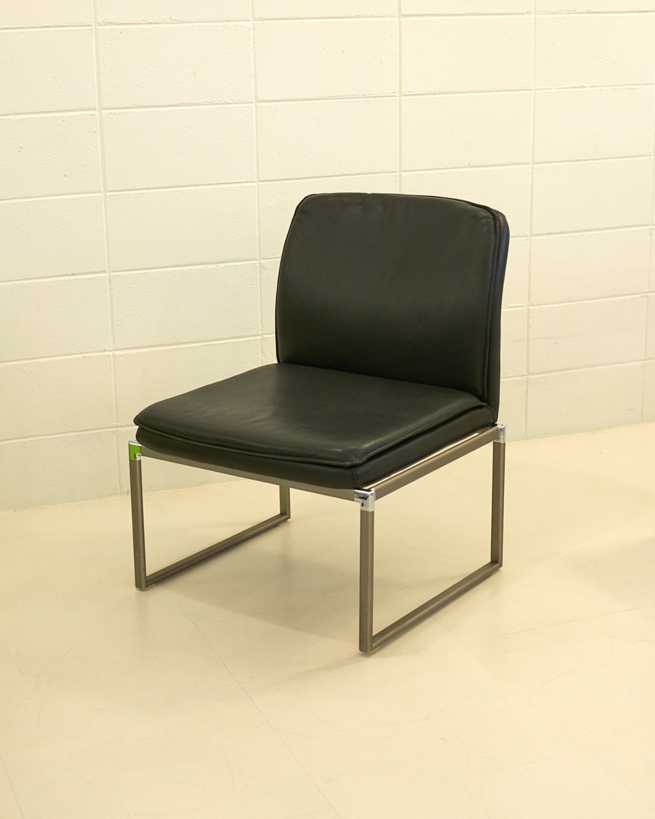 #8184 / Lubke Office Chair (black)