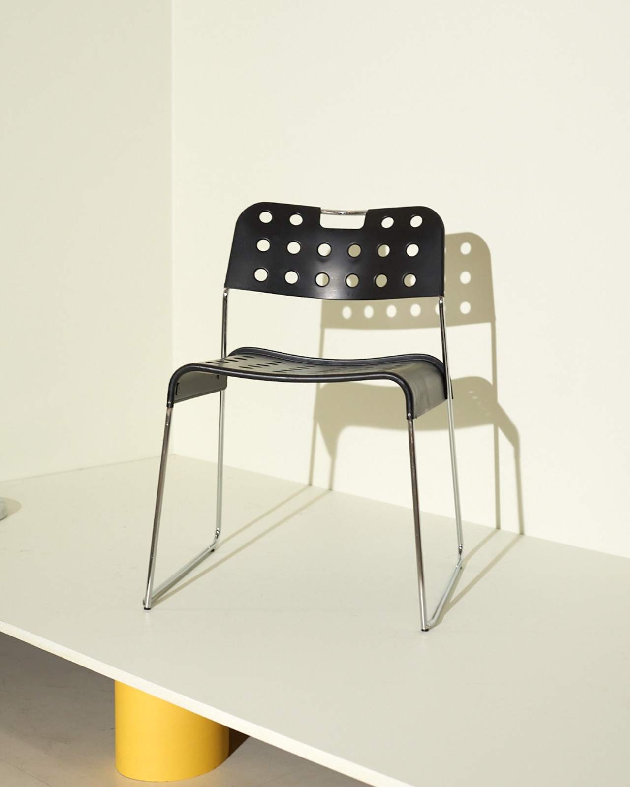 #9760 / Modern Metal Chairs Omstak by Rodney Kinsman for Bieffeplast 70s (black)
